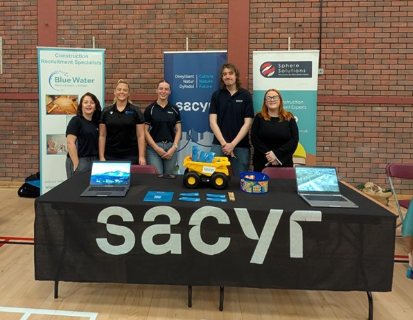 2025-12-04_Sacyr UK attends Into Work Jobs Fair.jpg
